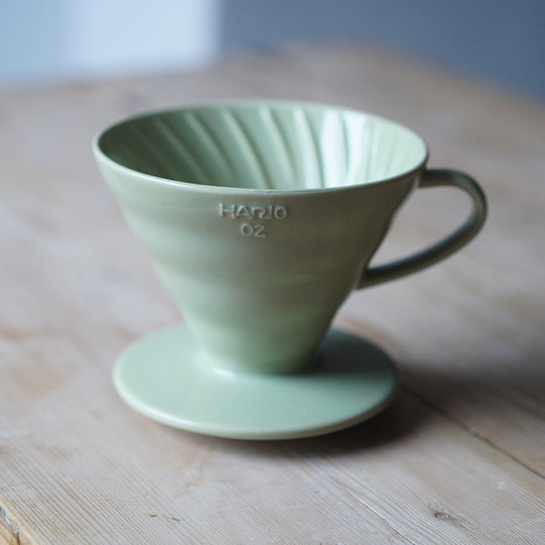 v60-dripper-02-smoky-green